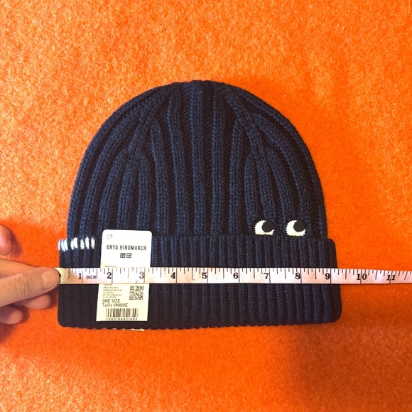 Anya Hindmarch Uniqlo collab navy touch of wool heattech knitted beanie hat NWT - Picture 8 of 10